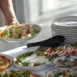 Fischbufett mit Aalsalat