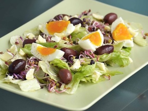 Chicorée und Ananas-Salat mit Curry 3 Ananas - Chicorée