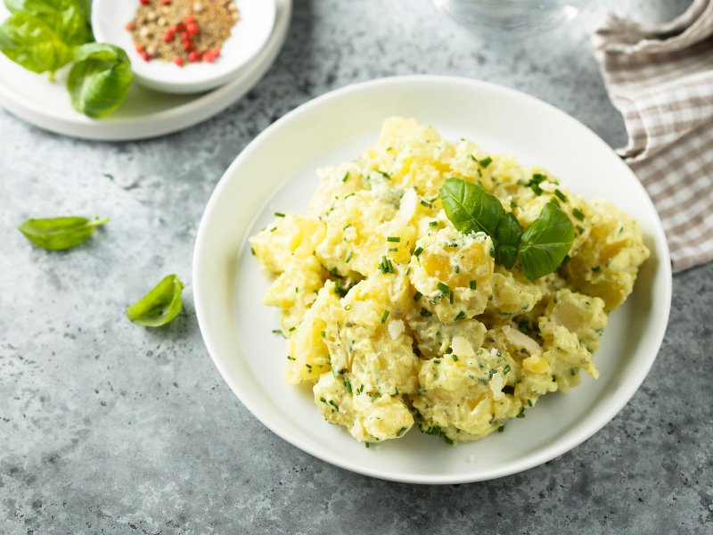 kraeuter-kartoffelsalat-teller-oben