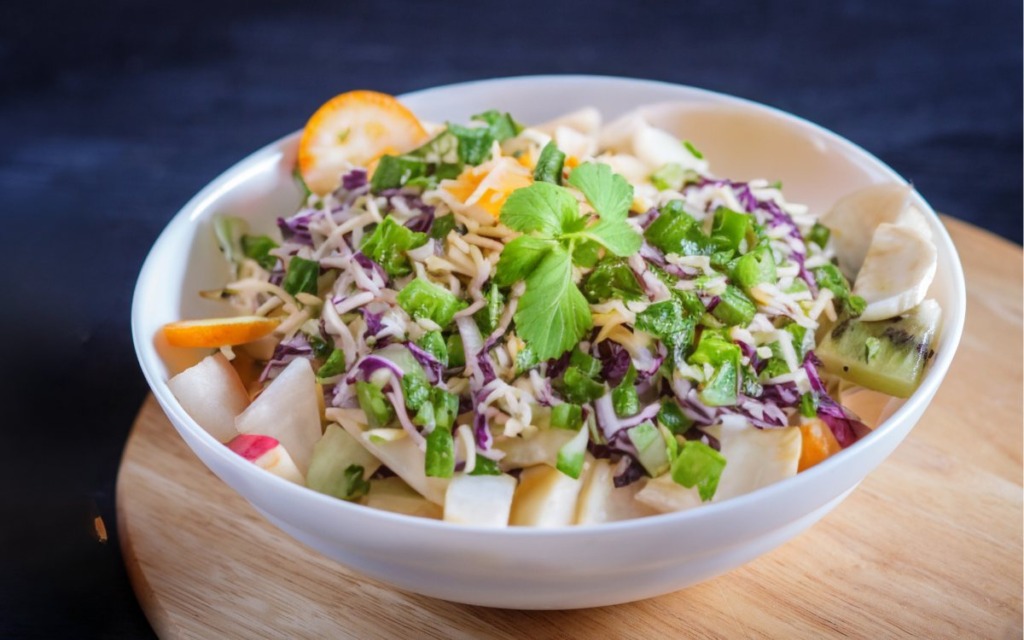 Omas Obstsalat mit Rotkohl 1 obstsalat-rotkohl-rezept