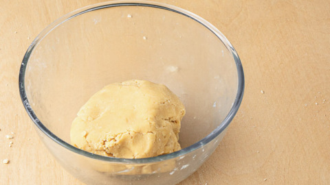 Omas Weihnachtskekse aus Mürbeteig 6 Mürbeteigkekse Kugel