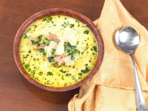Omas sahnige Grünkohlsuppe mit Speck 4 Gruenkohlsuppe-speck-sahne
