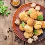 Champignons-tartarensosse-auf-teller