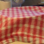 Sauerteig abgedeckt zum Brotbacken