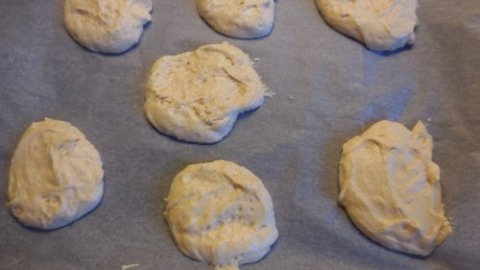 Gebackene Amerikaner - das Originalrezept 3 Amerikaner Teig auf dem Backblech