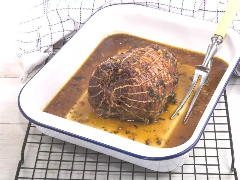 wildschweinbraten-rezept-rolle