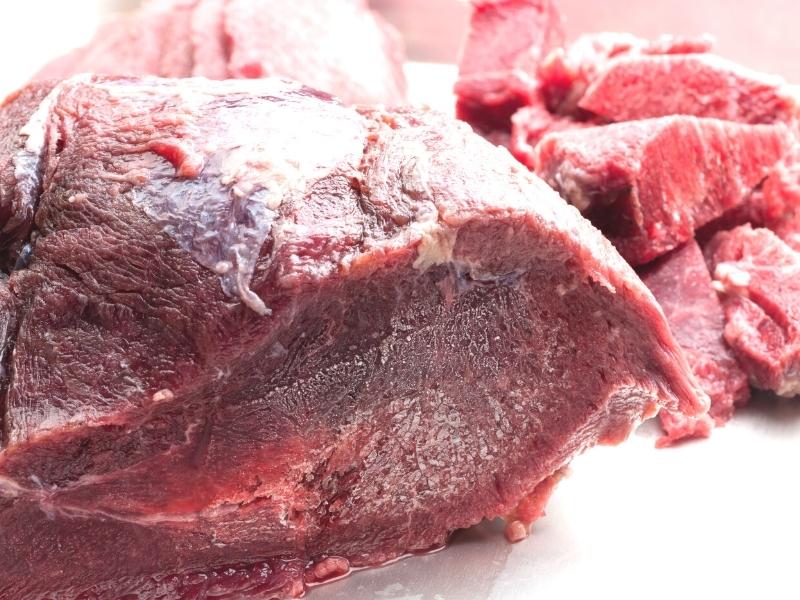 Omas Wildschweinbraten 2 wildschweinfleisch-roh