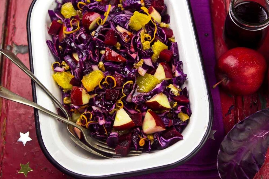 rotkohl-obst-salat