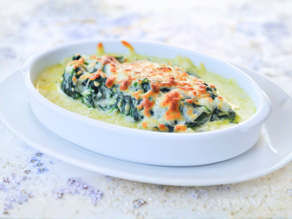 Deftiger Kartoffel-Spinat-Auflauf mit Brennnesseln 2