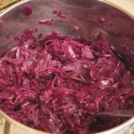 Omas Rezept für Apfel-Rotkohl 4 rotkraut-geschmort-topf