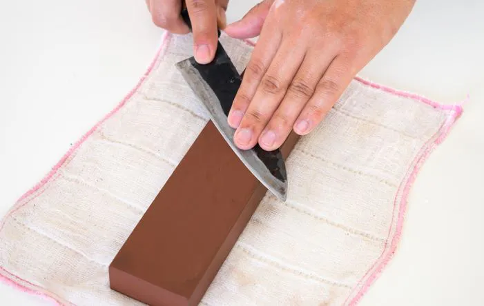 Japanisches-messer-schleifen