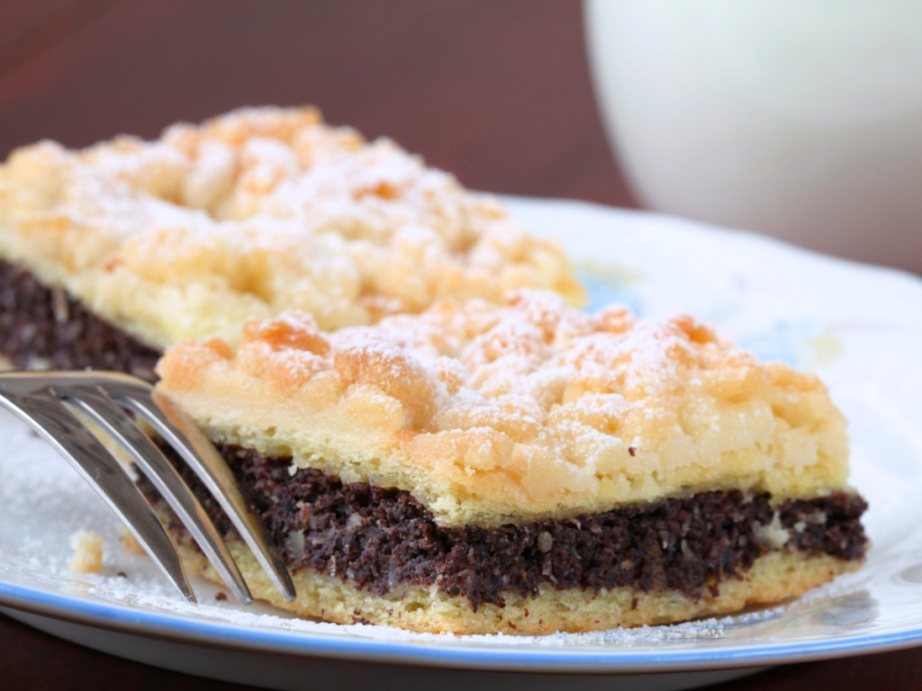 Saftiger Mohnkuchen mit Streuseln 1 Mohnkuchen mit Streuseln und Pudding in Omas Rezept