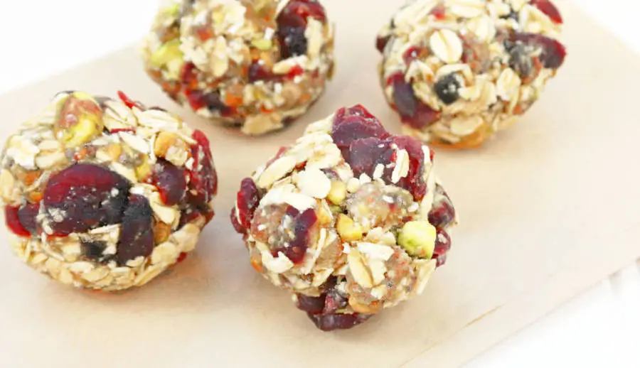 Schnelle Energie: Süße Dattel-Pistazien Energy Balls 2