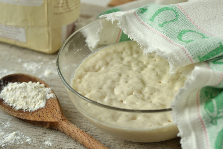 So machst du einen Sauerteig aus Roggen 4