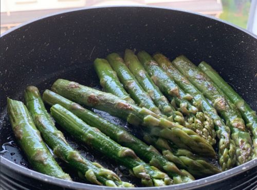 gebratener-spargel-pfanne