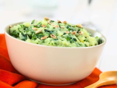 Kartoffelpüree-kraeuter-in-schuessel