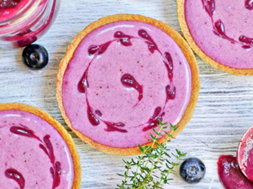 Zauberhafte Blaubeer-Thymian-Tartelettes 4 Blaubeer-Thymian-Tarteletts