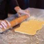 Mürbeteig ausrollen