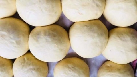 Lecker gefüllte Krapfen (Berliner Pfannkuchen) 7 Teiglinge Berliner Pfannkuchen