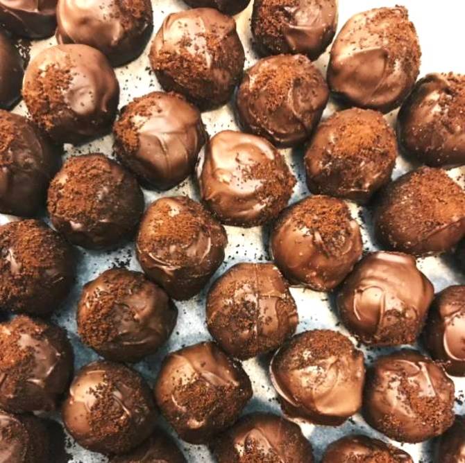Feine Schokotrüffel, selbstgemacht - Oma Kocht