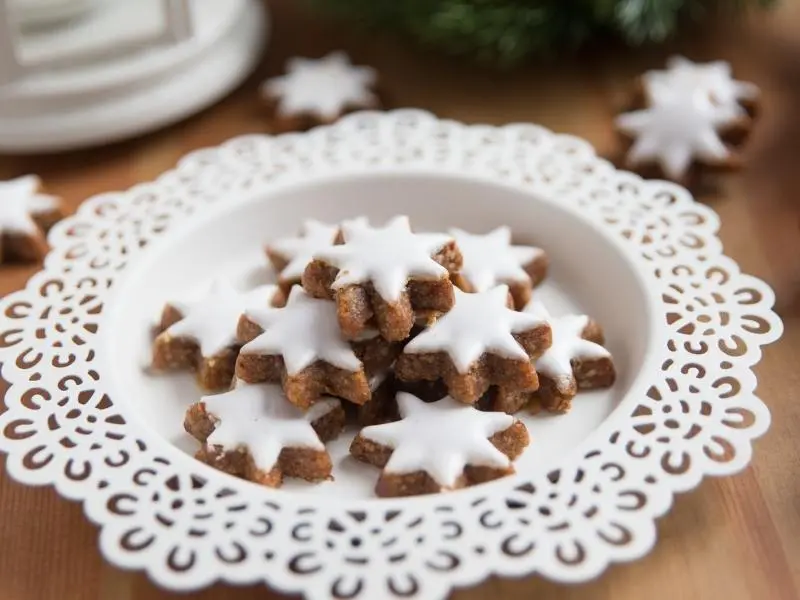 Weihnachtliche Zimtsterne | Omas Rezepte