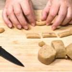 Original Wiener Vanillekipferl, zwei Varianten 5 Kipferl formen