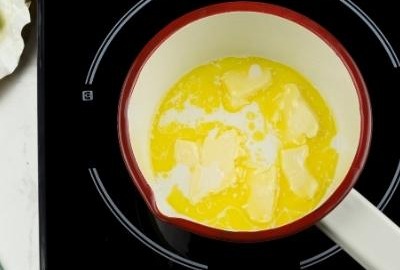 Omas Hefezopf mit Rosinen 3 Hefemilch-osterzopf
