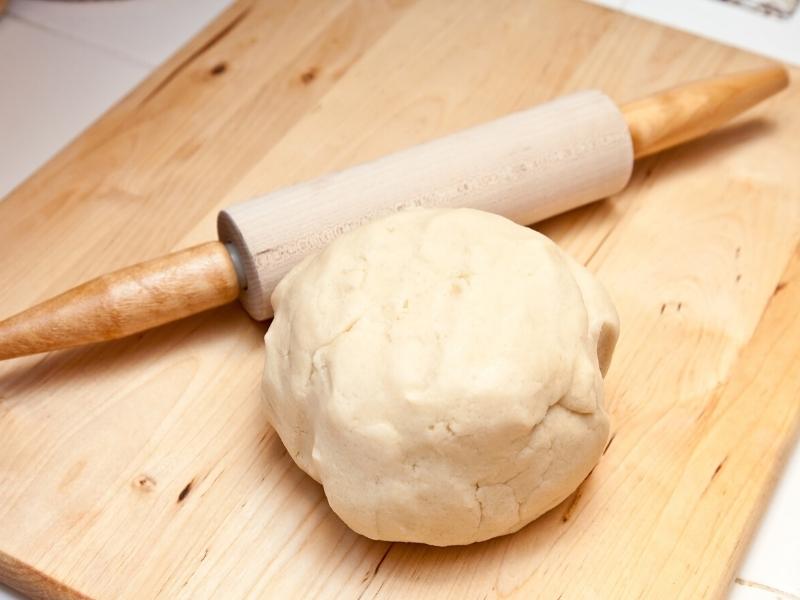 Feines Butter-Spritzgebäck 1 mürberteig-kugel