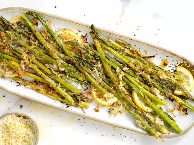 Lecker gegrillter Spargel im Päckchen 1