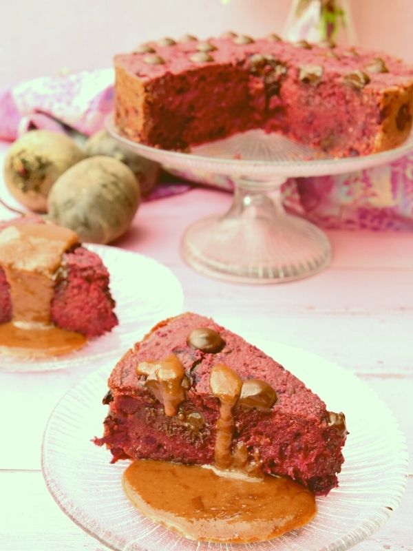 rote-beete-kuchen-stueck