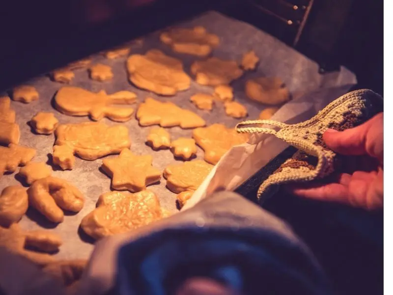 weihnachtskekse-ofen