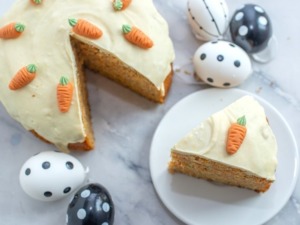 Möhrenkuchen mit Frischkäse-Topping 3 karottenkuchen-frischkaesetopping-rezept