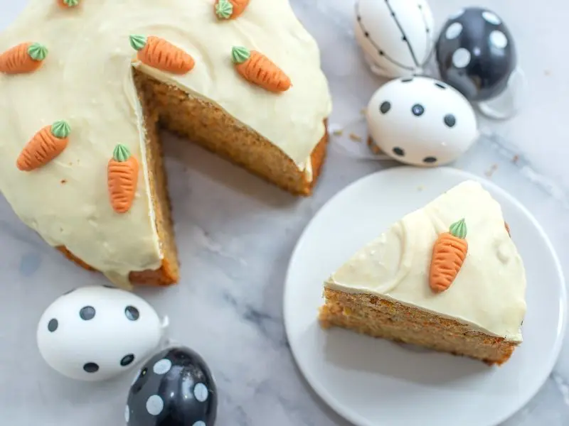 karottenkuchen-frischkaesetopping-rezept