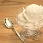 weisses-schokoeis-rezept