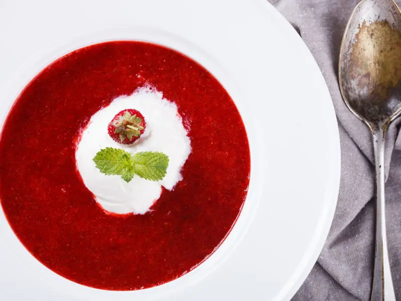 erdbeersuppe-eiscreme
