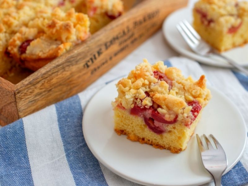 kirschkuchen-blech-streusel