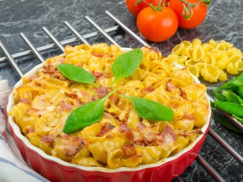 Omas einfacher Nudelauflauf mit Schinken 4 nudelauslauf-pasta-schinken-sahne