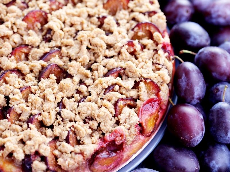 Omas Zwetschgenkuchen mit Rührteig - Oma Kocht