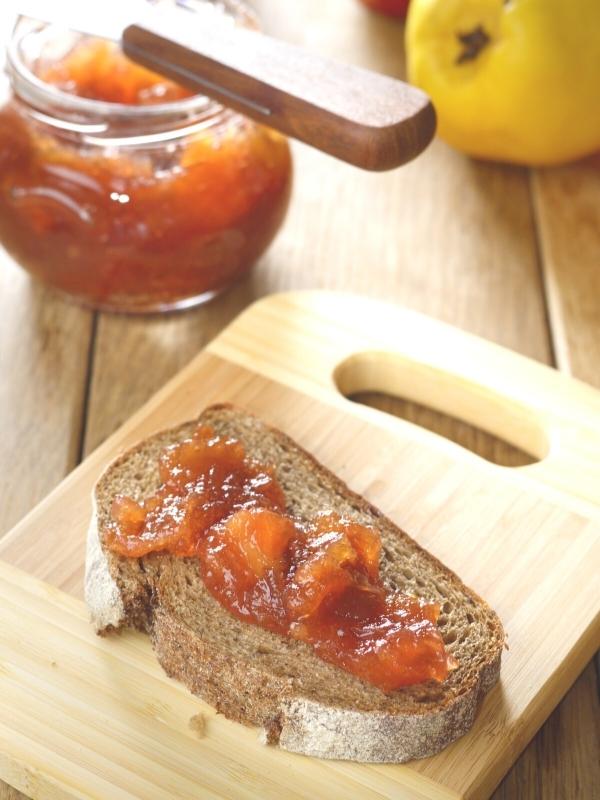 quittenmarmelade-brot