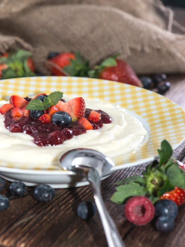 Omas süßer Grießbrei - Oma Kocht