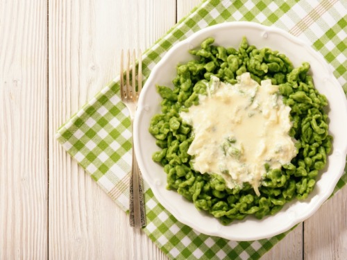 Omas Spinatspätzle 5 spinatspaetzle-teller