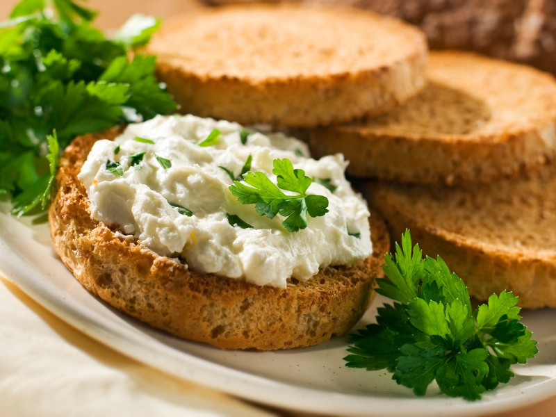 vegan-quark-brot