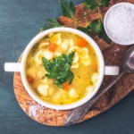 huehnersuppe-klassisch-rezept