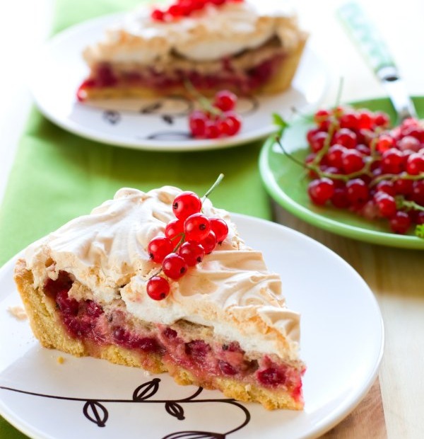 traubleskuchen-johannisbeerkuchen-baiser