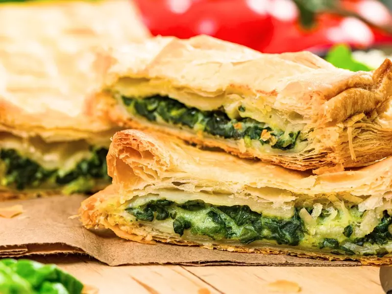 Gefüllter Blätterteig mit Spinat | Omas Rezepte