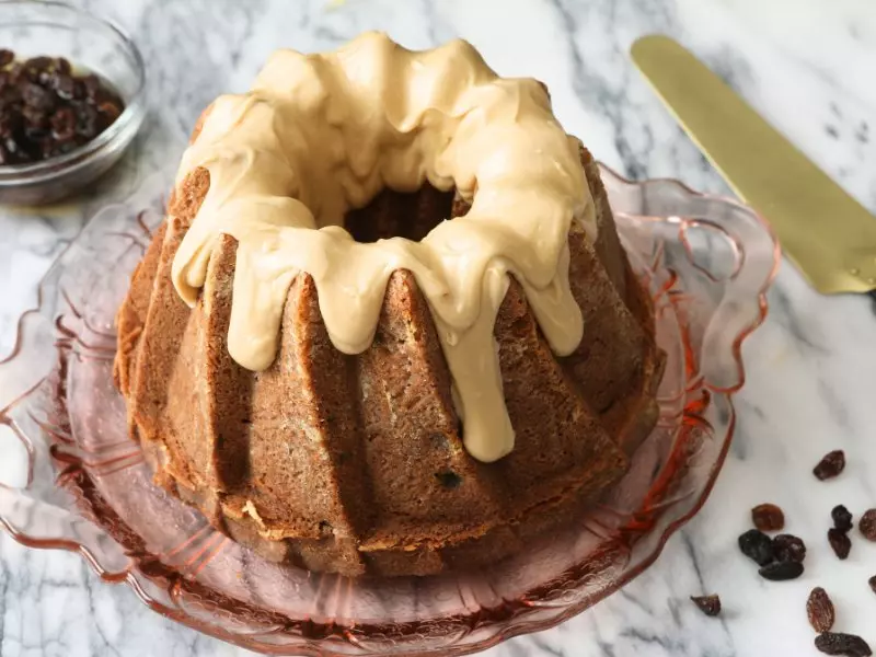 gugelhupf-rosinen-rum