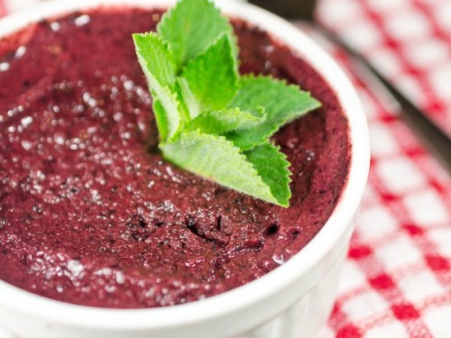 Tolle Holunderbeeren-Eiscreme 3 holunderbeereneiscreme