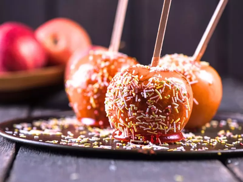 Kandierte Äpfel einfach selbst machen