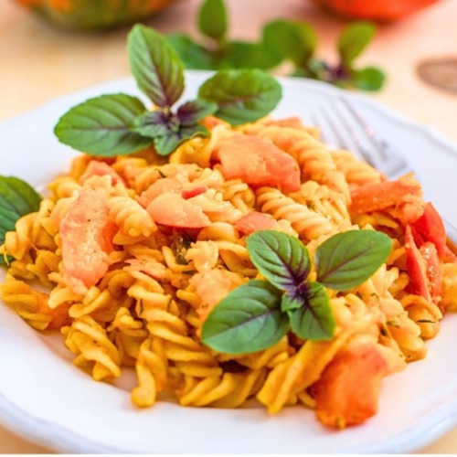 Herbstliche Pasta mit Kürbissauce 26 kurbispasta-rezept.jpg