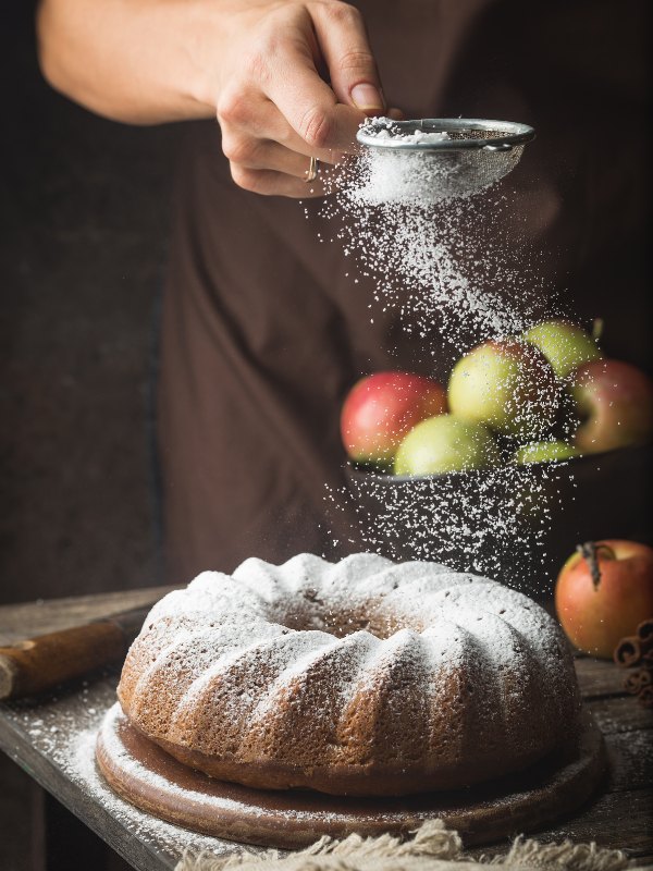 Saftiger Zimtkuchen mit Apfel 2 zimtapfelkuchen-puderzucker
